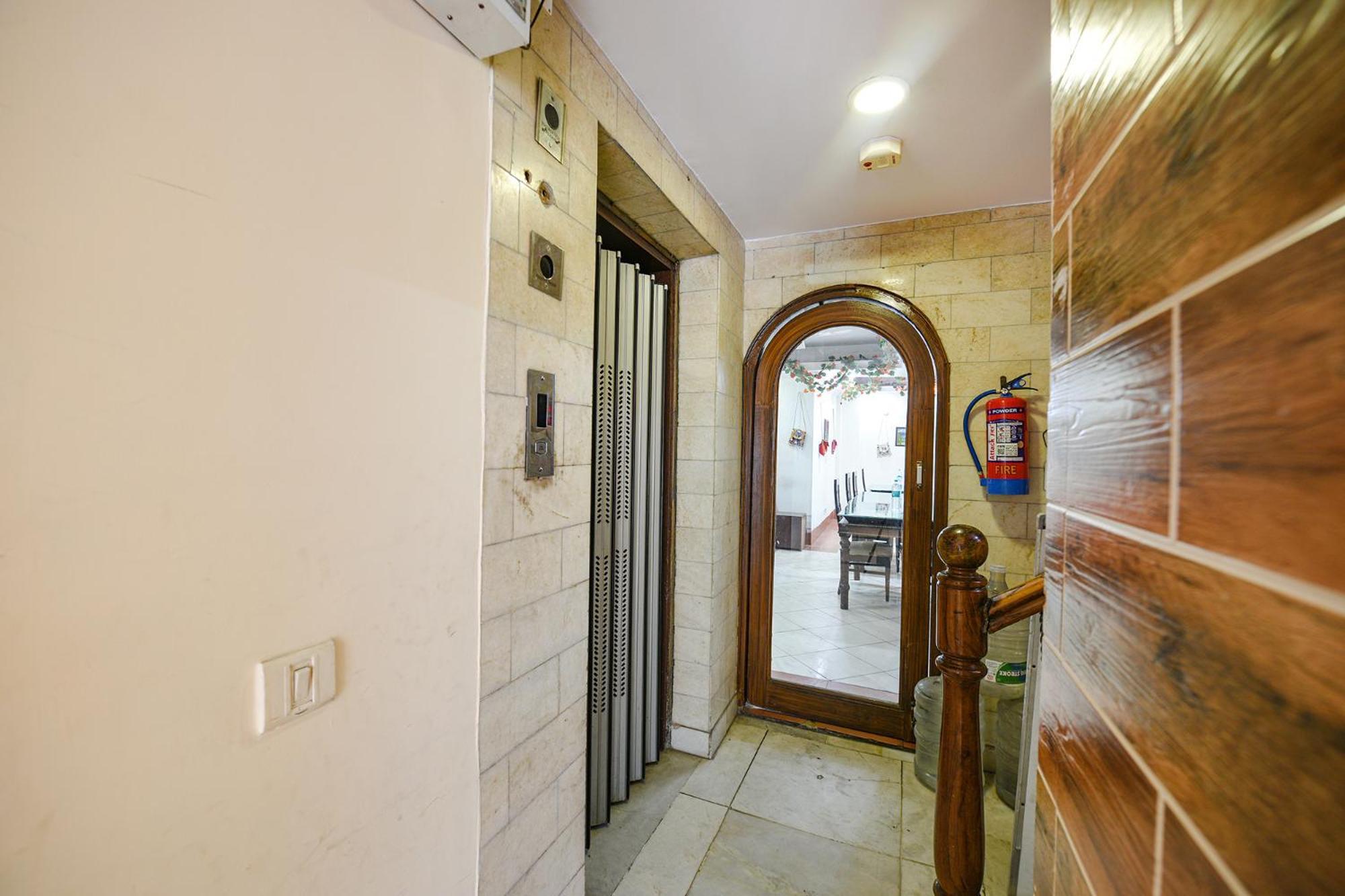 Fabhotel Swiss International Patel Nagar New Delhi Luaran gambar